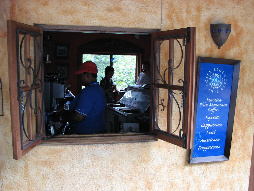 THE BEST PLACE TO GO IN JAMAICA FOR THE ULTIMATE GOURMET COFFEE EXPERIENCE
  